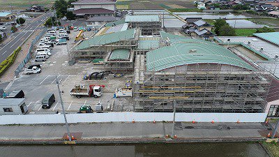 児童館棟5月末(東から).jpg